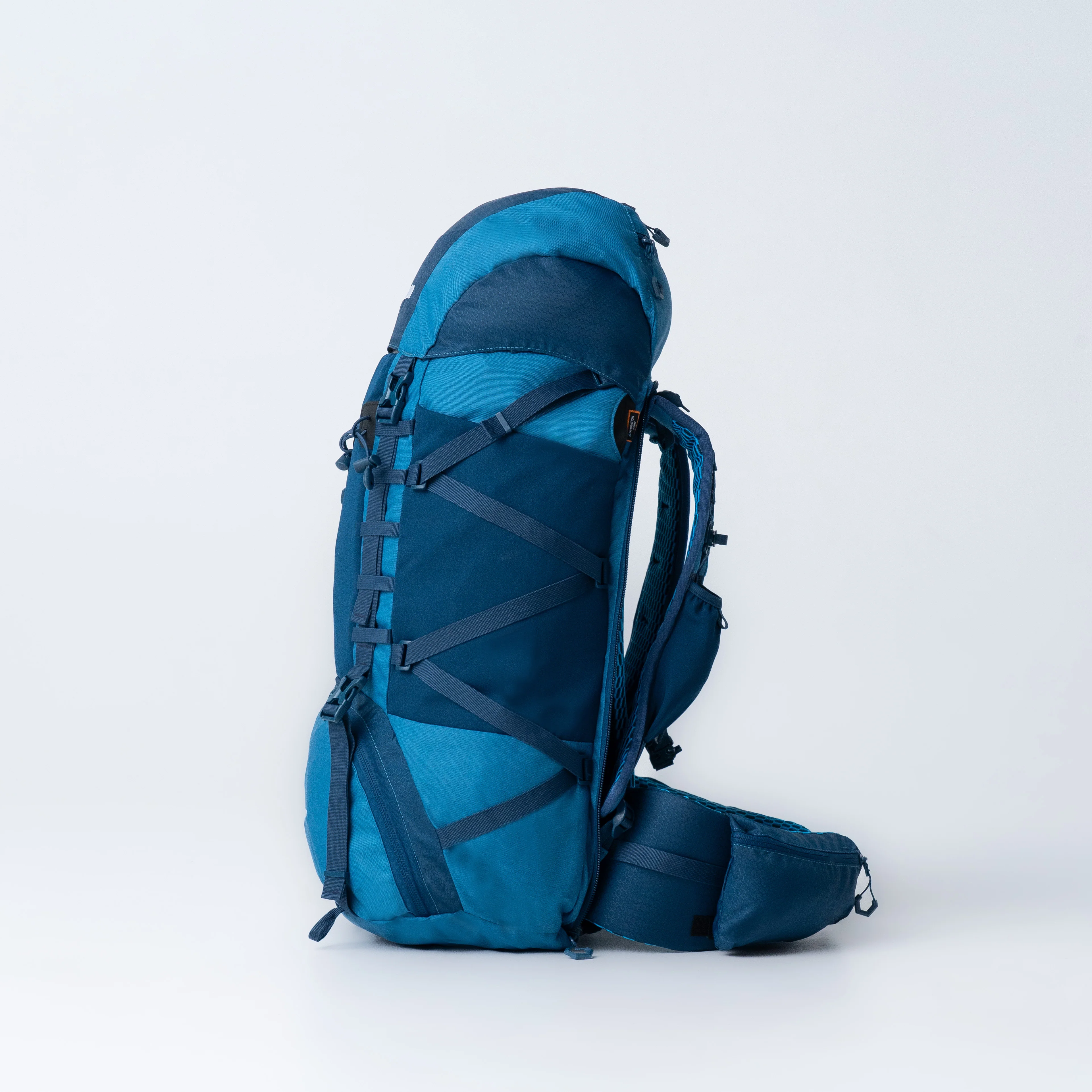 Nankeen 75L Hiking Backpack - Image 6